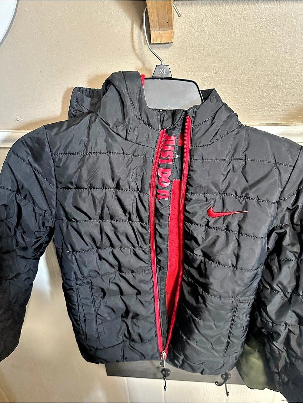 Nike Boys Just Do It Hooded Puffer Jacket Black & Red XL